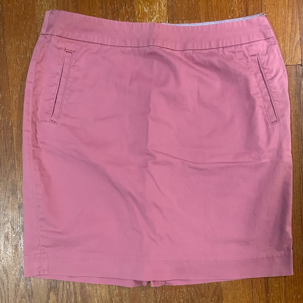 LL Bean pink favorite fit mini skirt